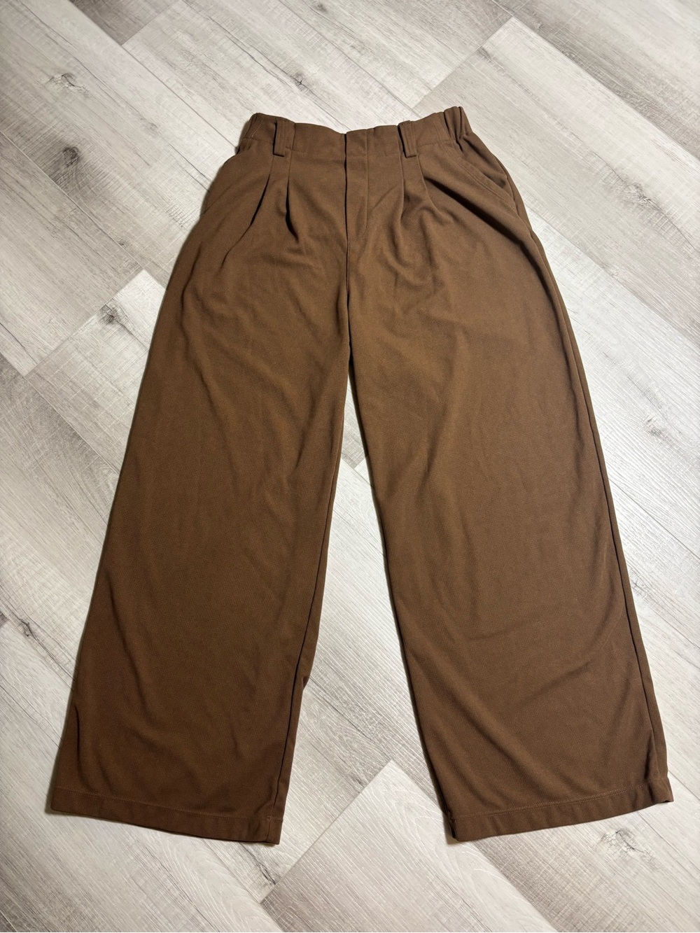 HALARA Brown Wide Leg Pull-On Pants Pleated High Rise Workwear Med